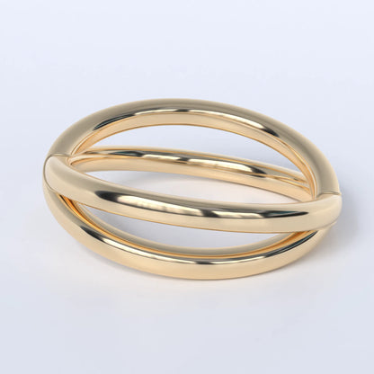 gold ring made of 2 interlocking rings